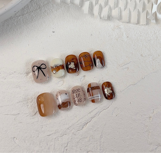 Cozy Plaid Bow - PressOn Perfection