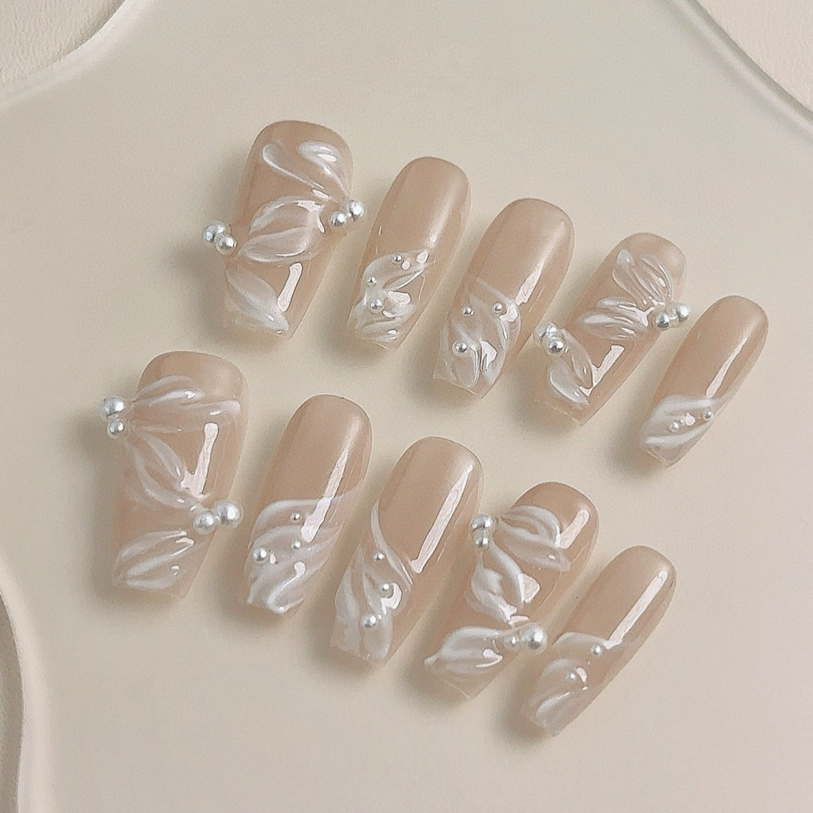 Pearl Whisper Elegance - PressOn Perfection