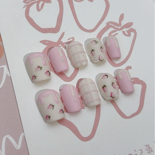 Strawberry Cream Fantasy - PressOn Perfection