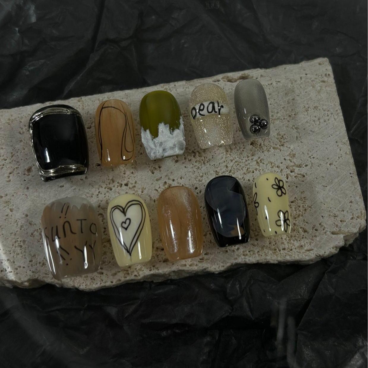Urban Chic Story - PressOn Perfection
